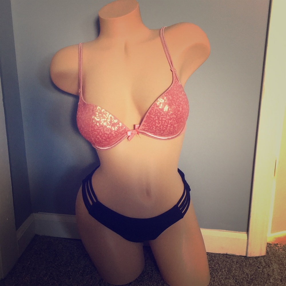 Victoria’s Secret Push-Up Bra